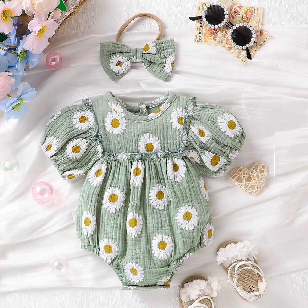 Daisy Whispers – Baby Girl Bubble Sleeve Lace Romper